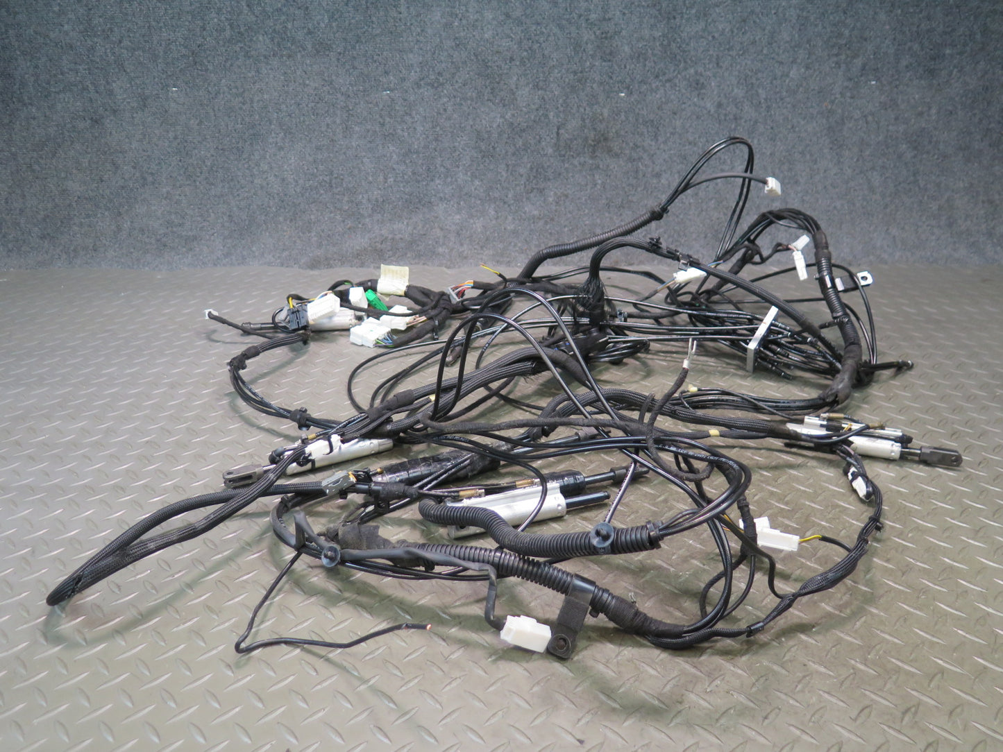 10-19 Nissan Z34 370Z Convertible TOP Roof Hydraulic Cylinder Cable Line Set OEM