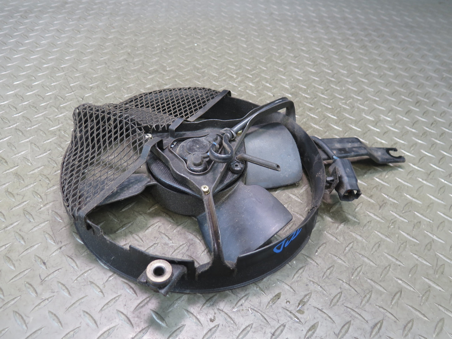 85-86 Toyota Cressida MX73 A/C Condenser Cooling Fan Motor w Shroud & Mount OEM