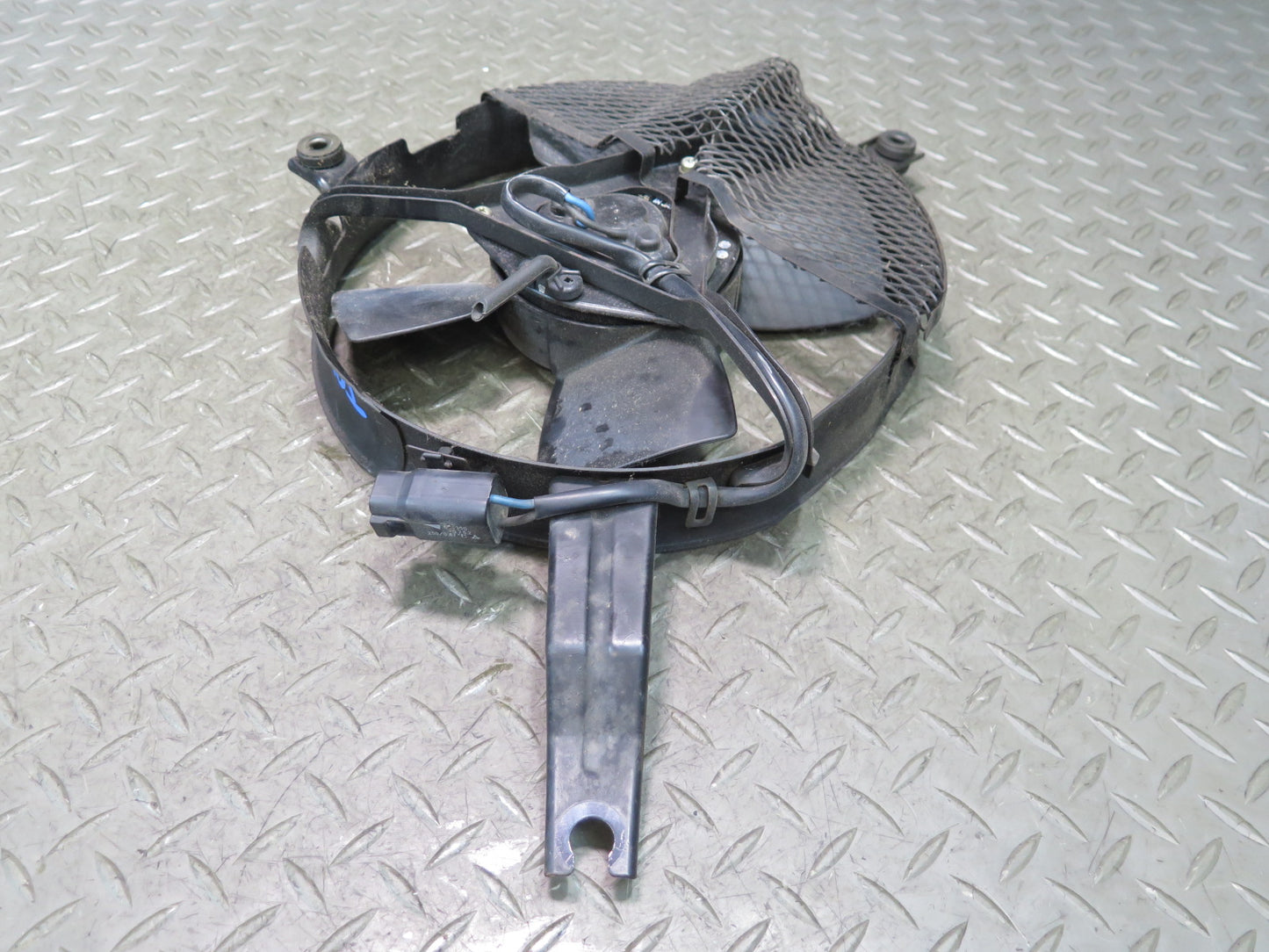85-86 Toyota Cressida MX73 A/C Condenser Cooling Fan Motor w Shroud & Mount OEM