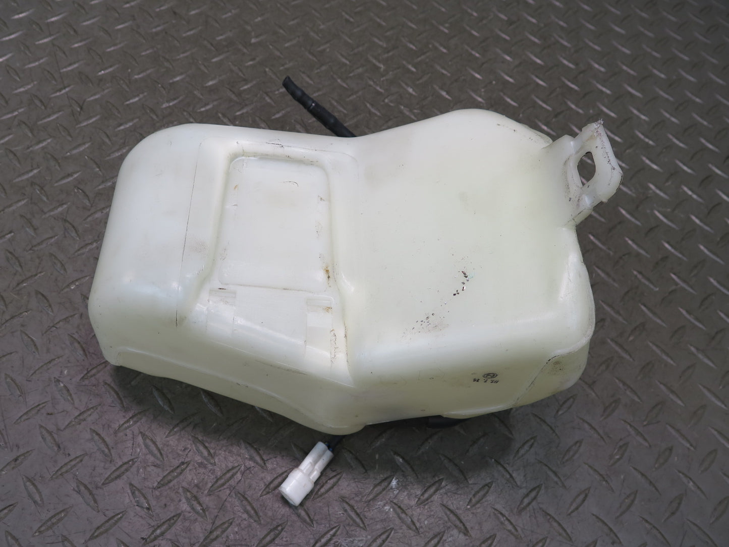 84-88 Toyota Cressida MX73 Windshield Washer Fluid Reservoir Tank w Pump OEM