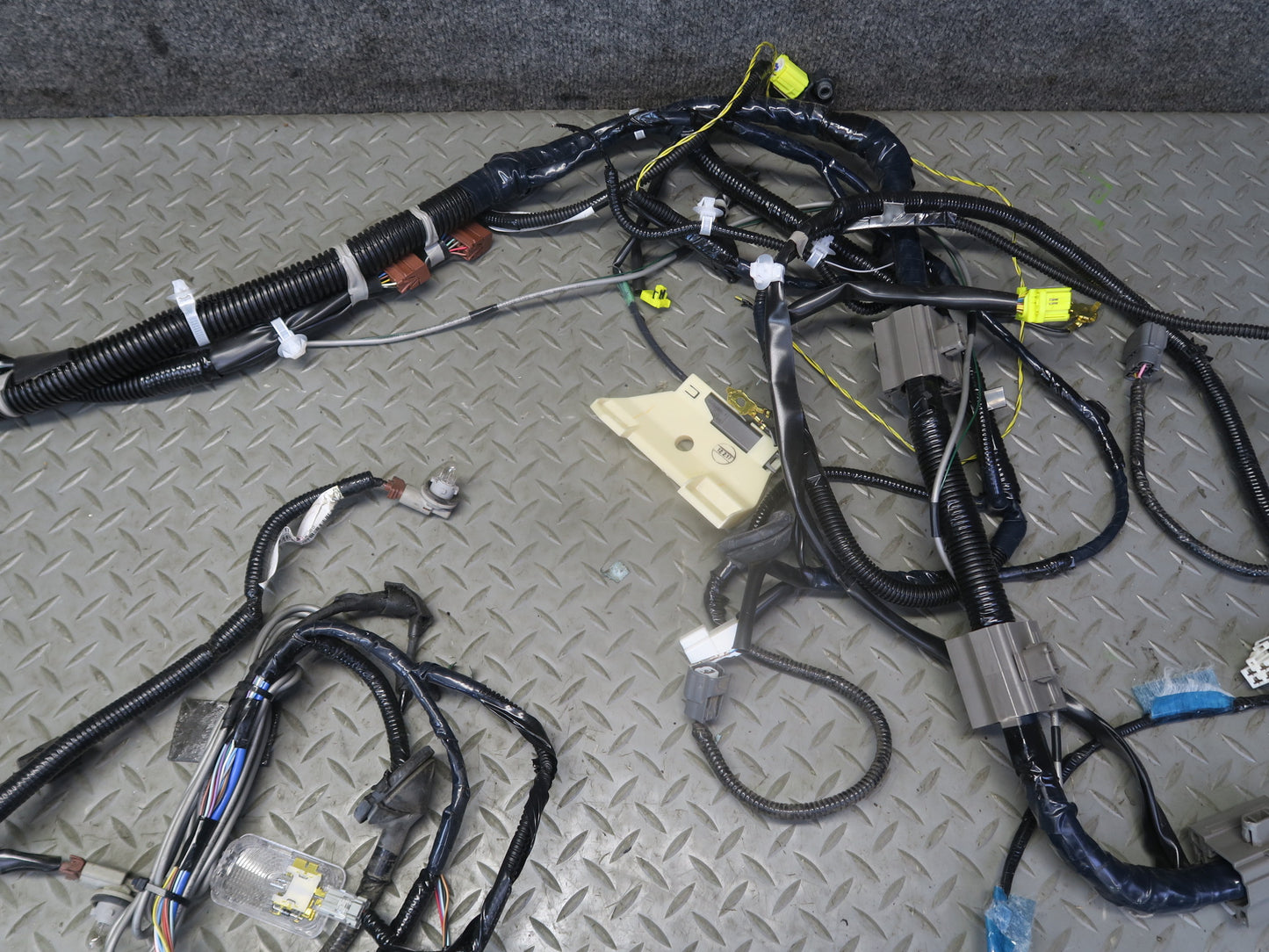 11-15 Nissan Z34 370Z Coupe Interior Body Wire Wiring Harness 24014-1TG0A OEM