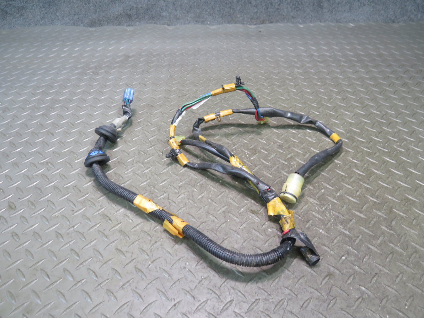 84-86 Toyota Cressida MX73 Sedan Rear Right Door Wire Wiring Harness OEM