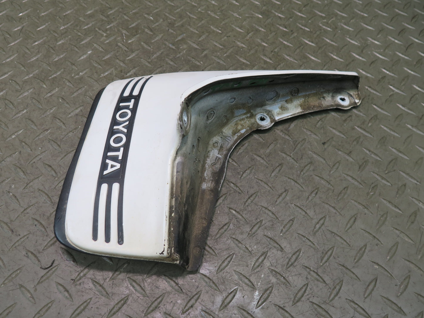 84-86 Toyota Cressida MX73 Sedan Rear Left MUD Flap Guard Super White OEM