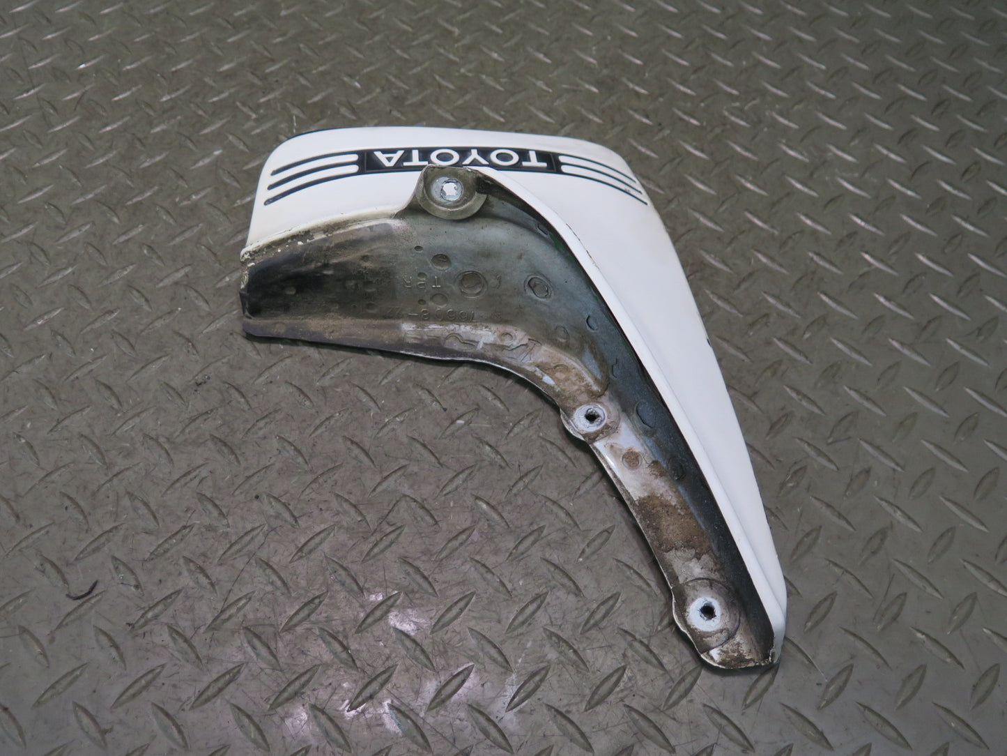 84-86 Toyota Cressida MX73 Sedan Rear Left MUD Flap Guard Super White OEM