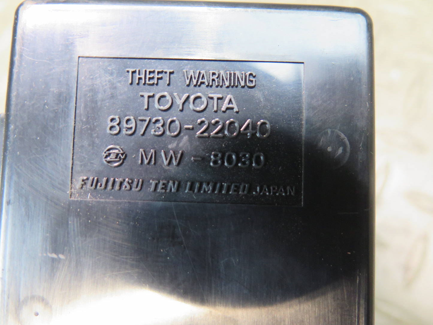 85-87 Toyota Cressida MX73 Theft Warning Locking Control Module 89730-22040 OEM