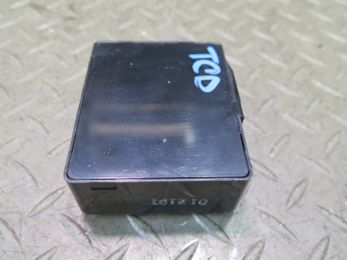 85-87 Toyota Cressida MX73 Theft Warning Locking Control Module 89730-22040 OEM
