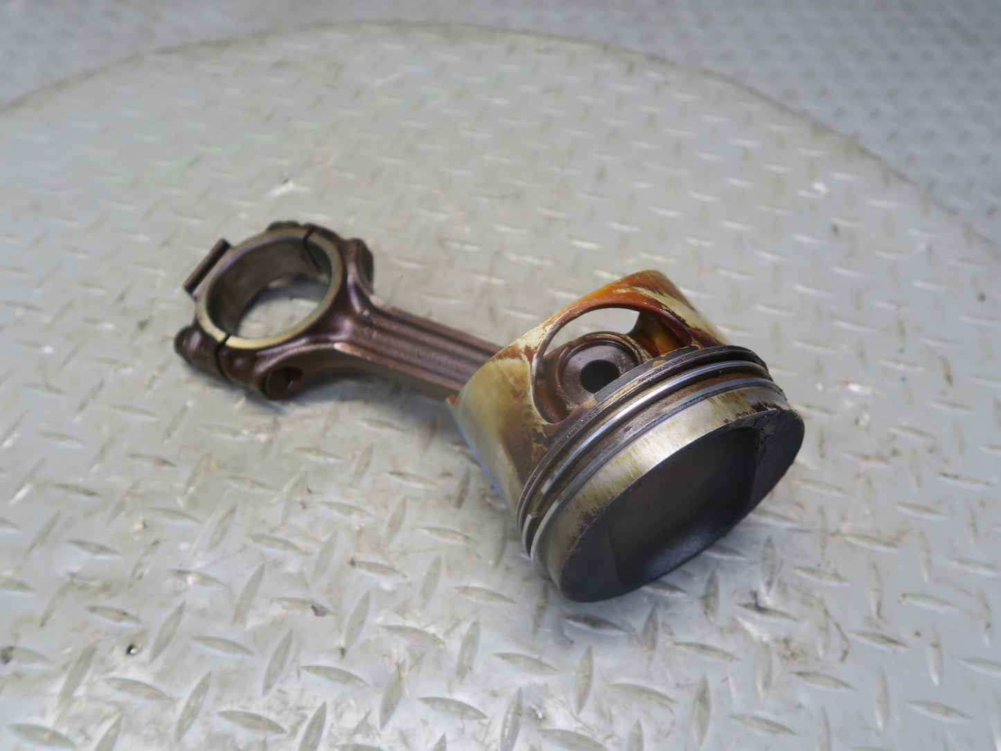 90-91 Mercedes W126 5.6 M117 117.968 Set of 8 Engine Piston w Connecting Rod OEM