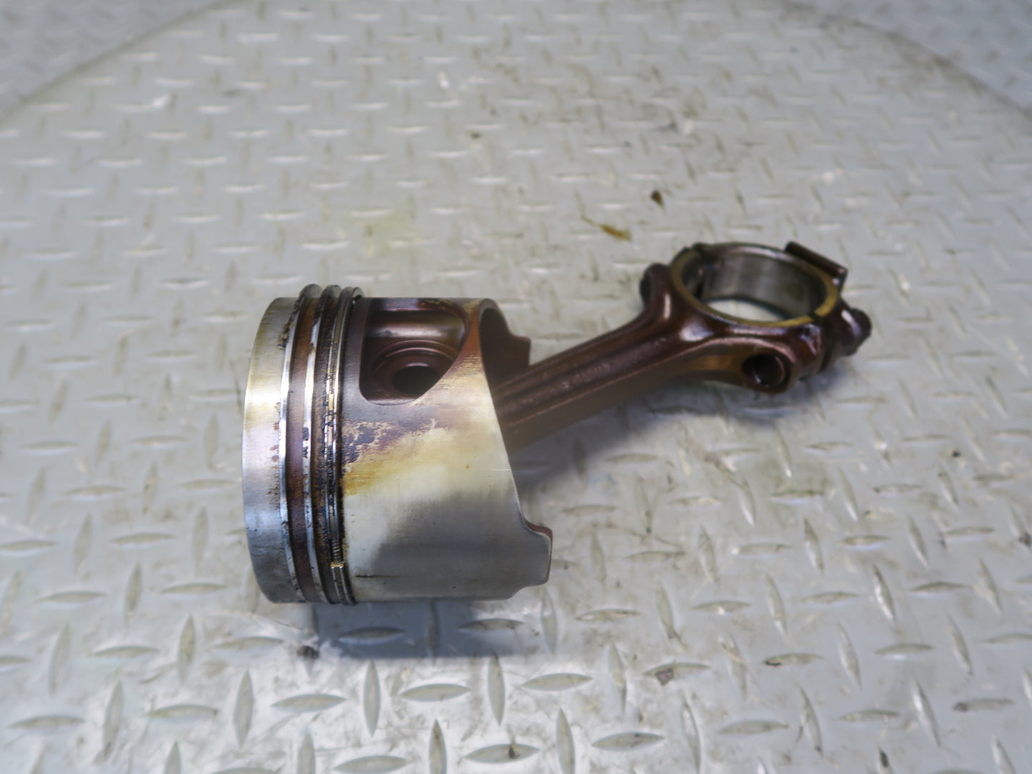 90-91 Mercedes W126 5.6 M117 117.968 Set of 8 Engine Piston w Connecting Rod OEM