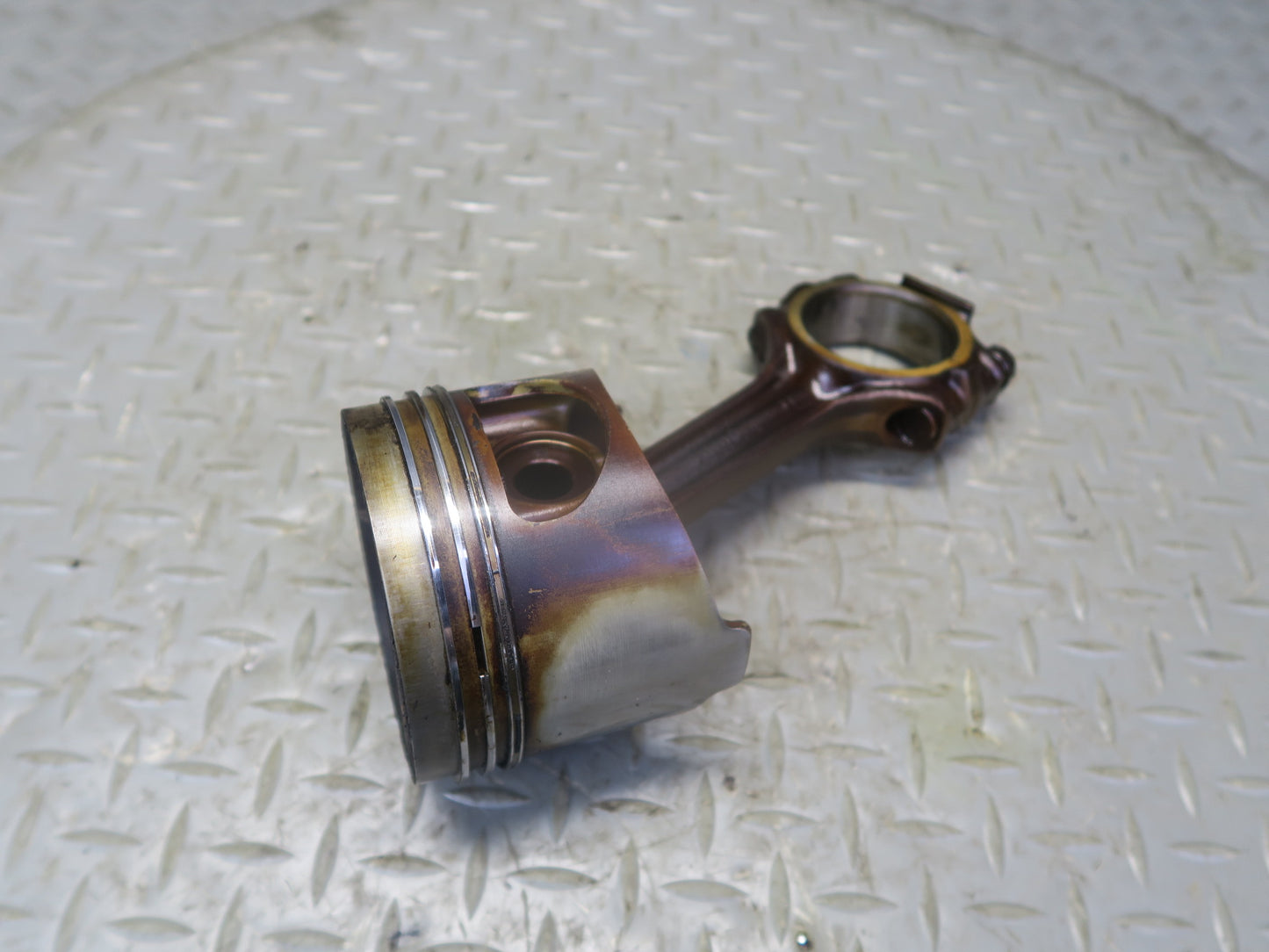 90-91 Mercedes W126 5.6 M117 117.968 Set of 8 Engine Piston w Connecting Rod OEM