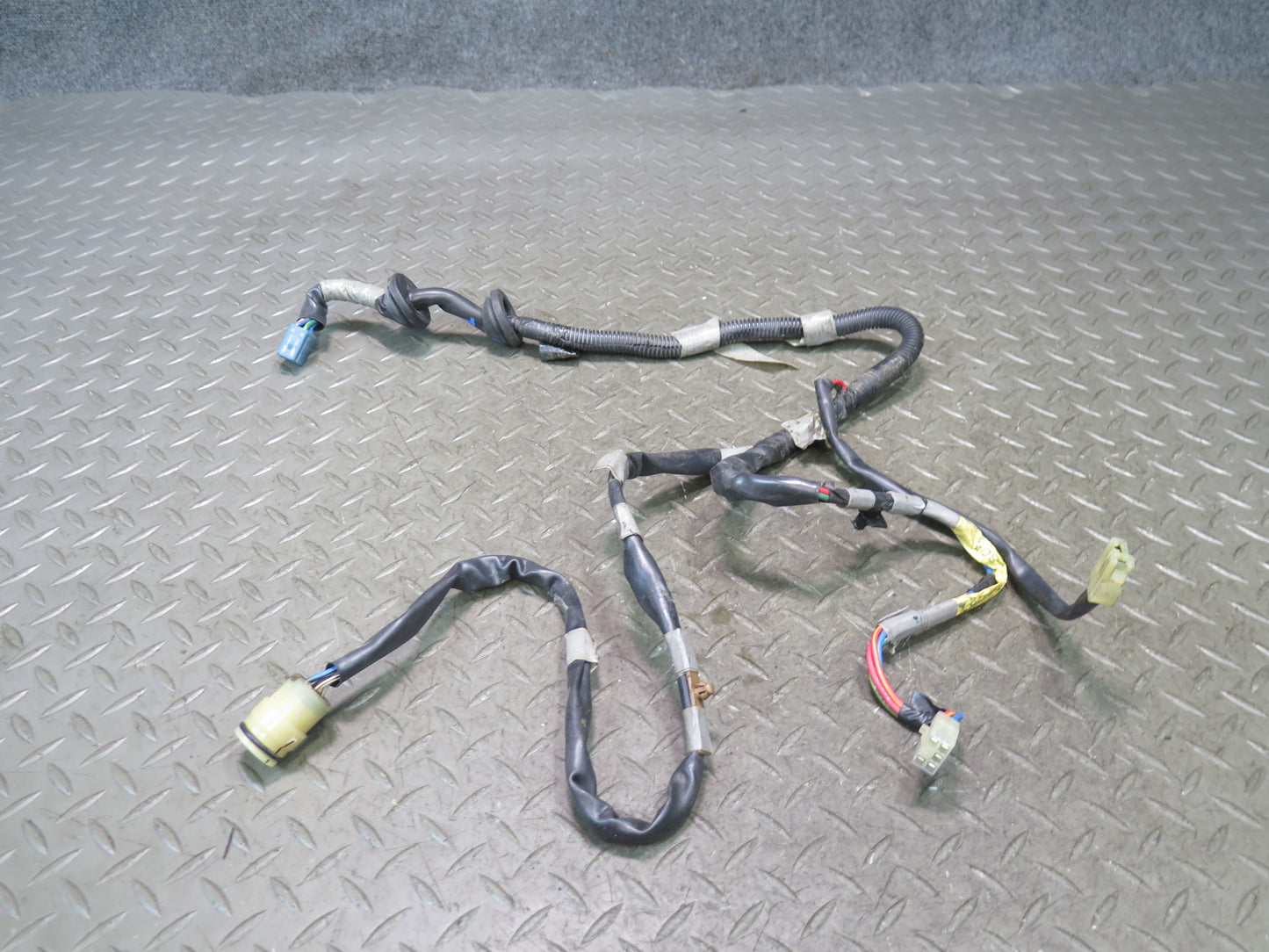 84-86 Toyota Cressida MX73 Sedan Rear Left Door Wire Wiring Harness OEM