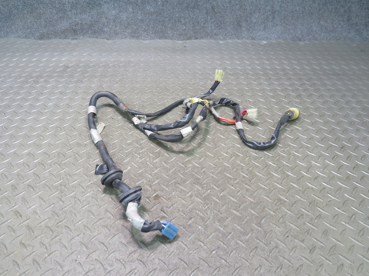 84-86 Toyota Cressida MX73 Sedan Rear Left Door Wire Wiring Harness OEM