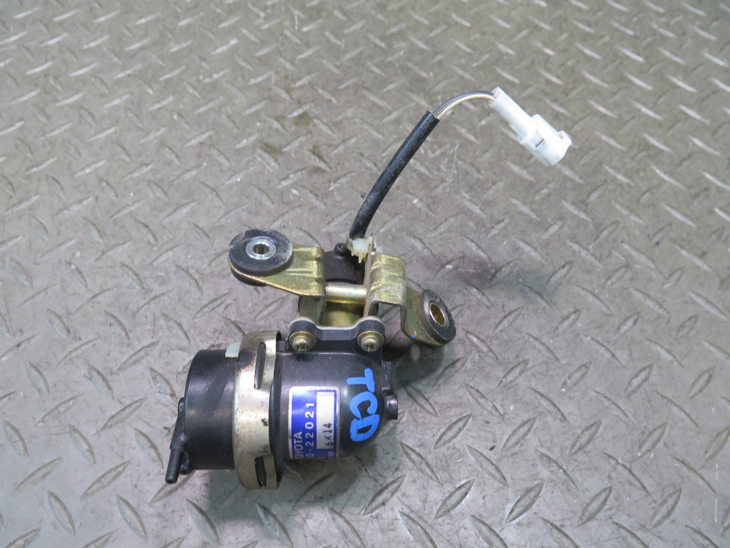 84-88 Toyota Cressida MX73 Cruise Control Pump 88250-22021 OEM