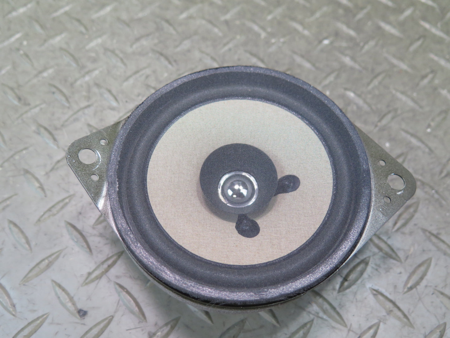 84-88 Toyota Cressida MX73 Set of 2 Front Left & Right Dash Speaker OEM