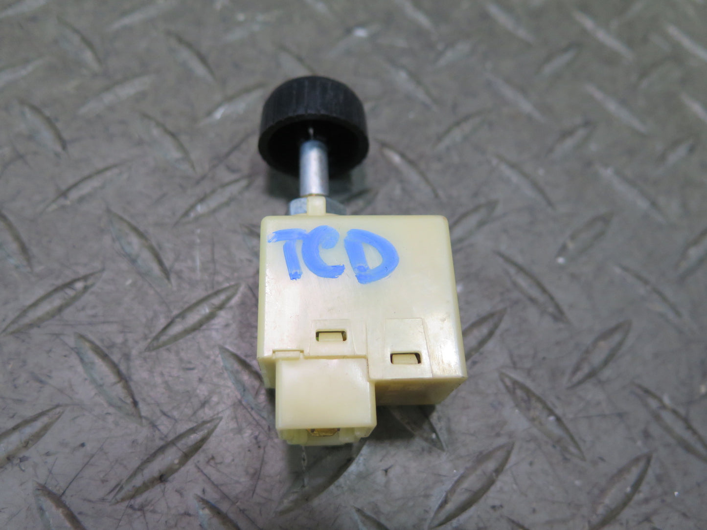 84-88 Toyota Cressida MX73 Instrument Cluster Light Dimmer Switch OEM