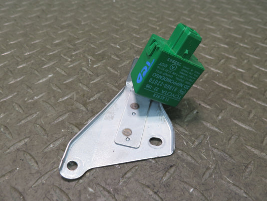 84-86 Toyota Cressida MX73 Turn Signal Flasher Relay w Mount 81980-22070 OEM