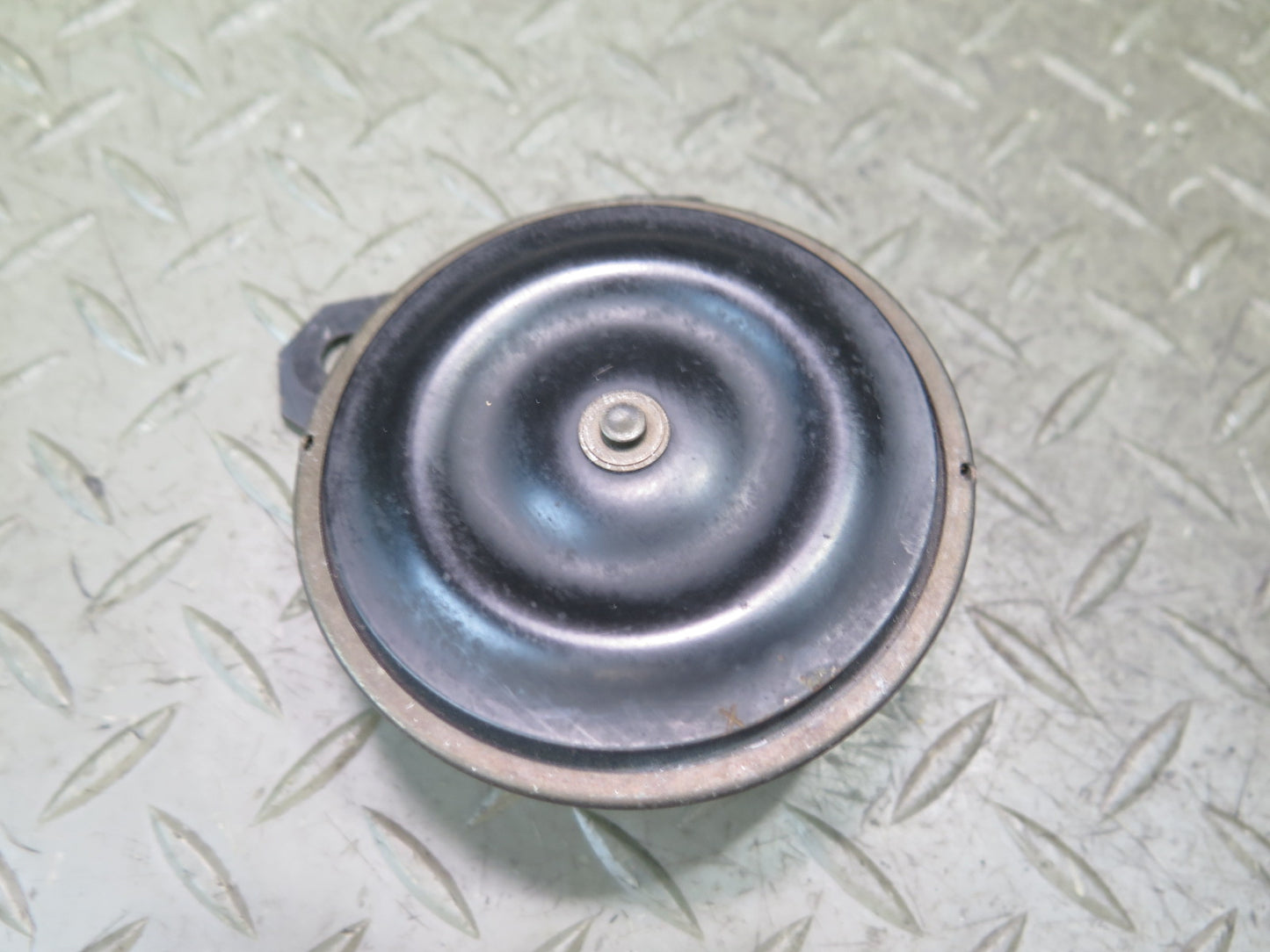 84-88 Toyota Cressida MX73 High & Low Tone Security Alarm Horn Siren Set OEM