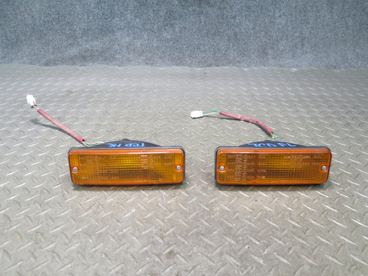 84-88 Toyota Cressida MX73 Front Right & Left Bumper Turn Light Lamp Set OEM