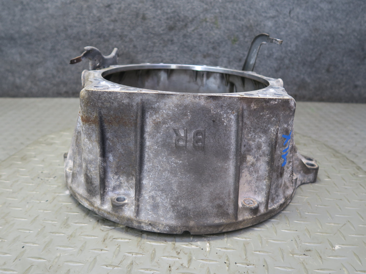 2008-2015 Lexus URJ201L LX570 Automatic Transmission Bell Housing