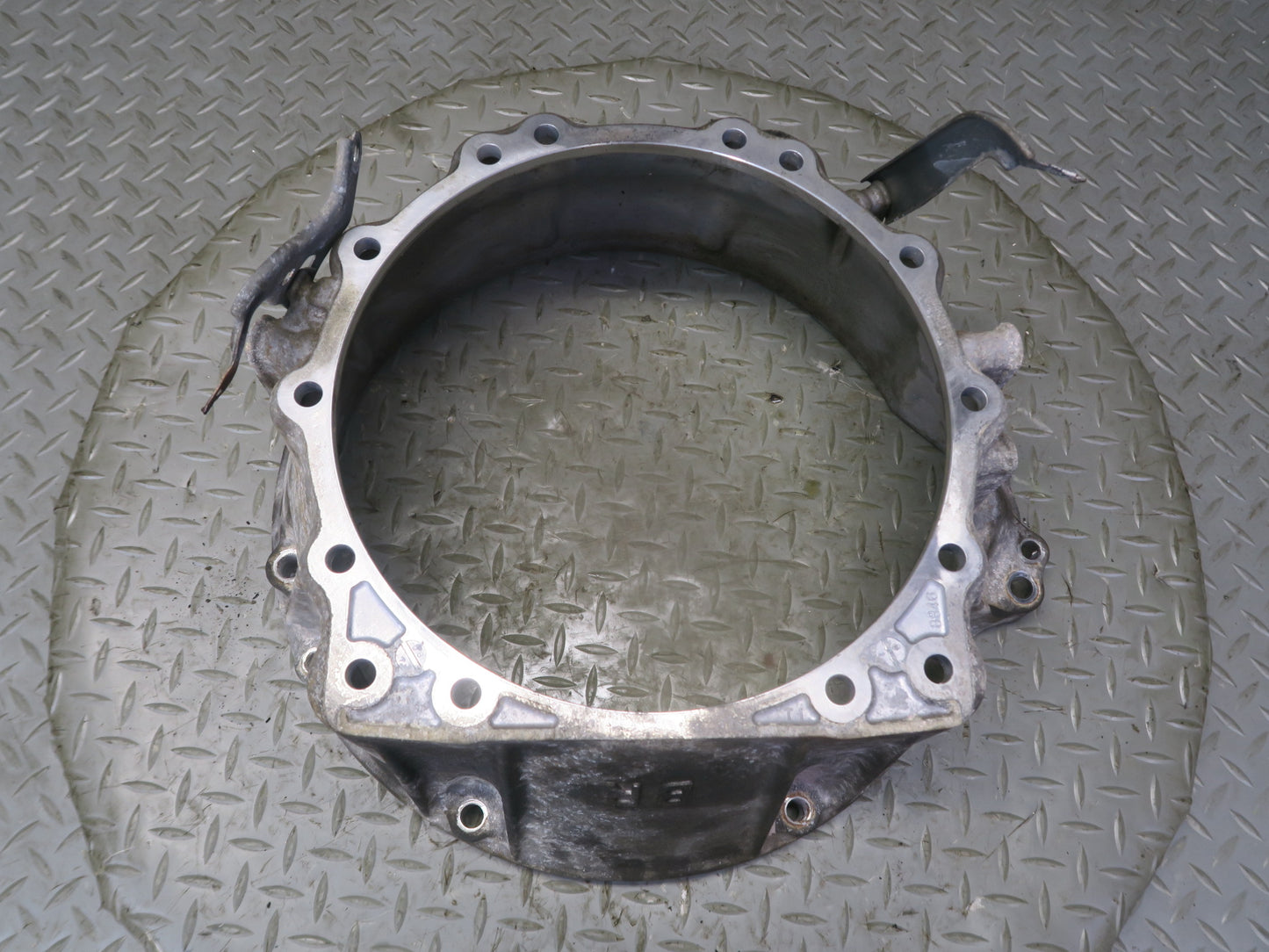 2008-2015 Lexus URJ201L LX570 Automatic Transmission Bell Housing