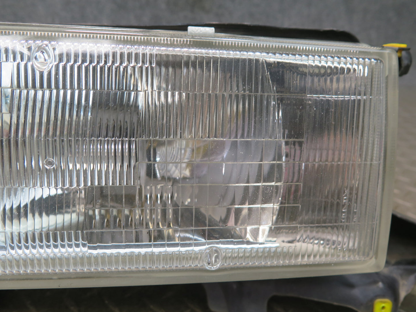 84-86 Toyota Cressida MX73 Front Left Halogen Headlight Lamp 45K Miles OEM