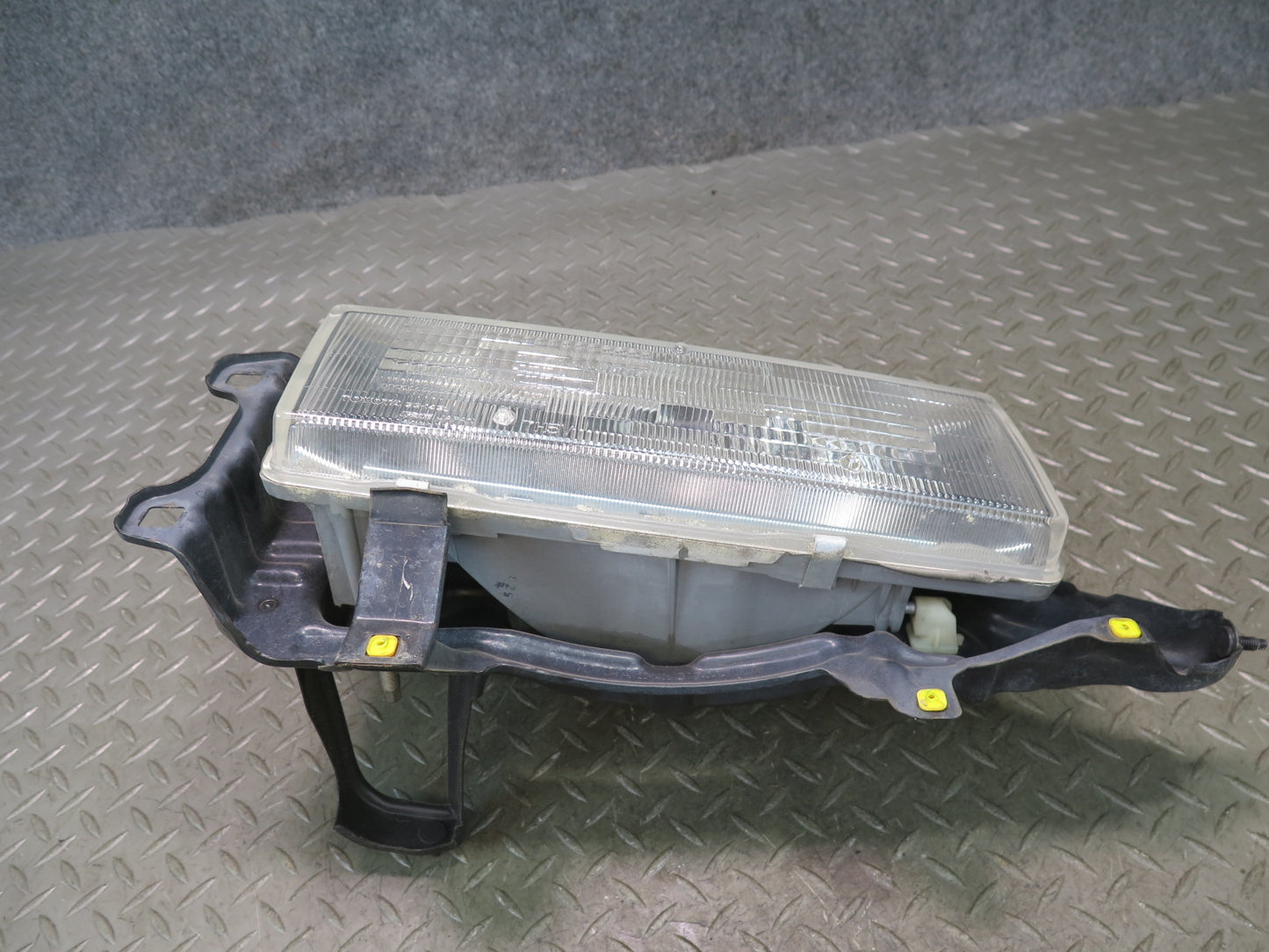 84-86 Toyota Cressida MX73 Front Left Halogen Headlight Lamp 45K Miles OEM