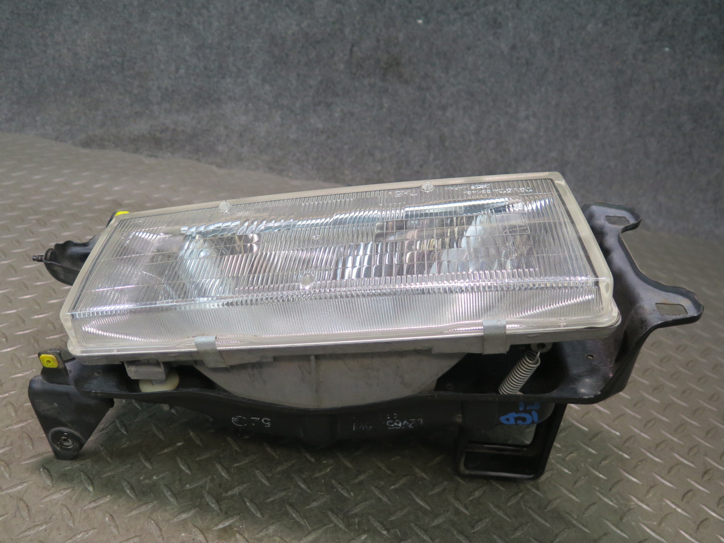 84-86 Toyota Cressida MX73 Front Left Halogen Headlight Lamp 45K Miles OEM