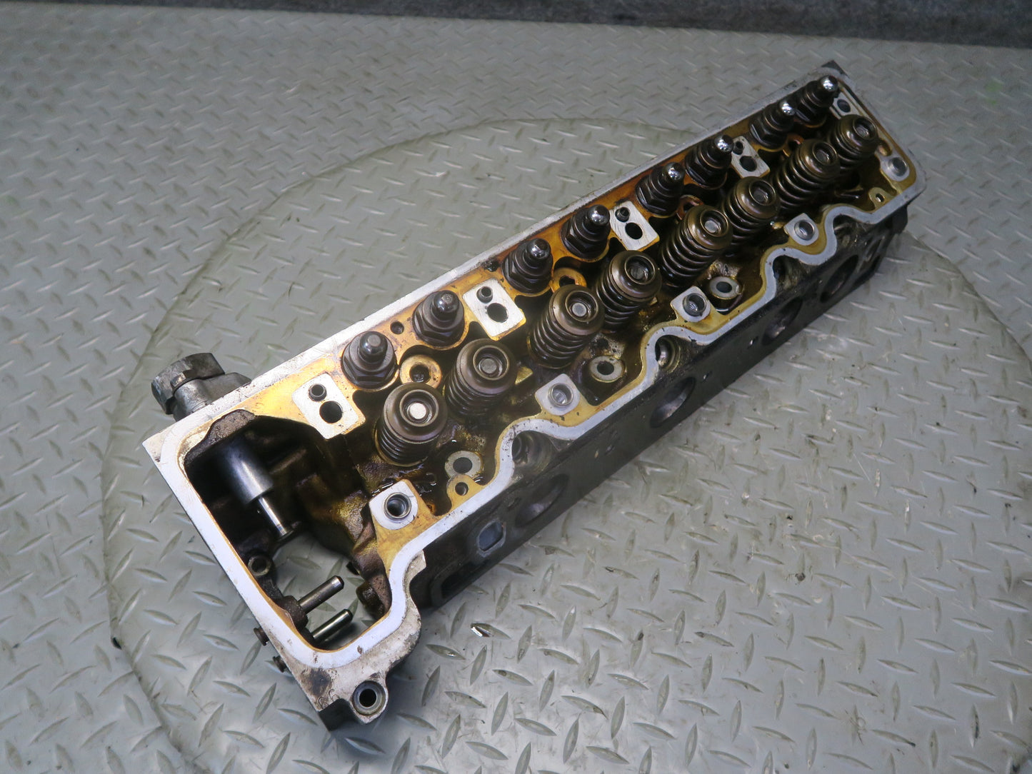 86-91 Mercedes W126 560 SEL 5.6L M117 117.968 Engine Right Cylinder Head OEM