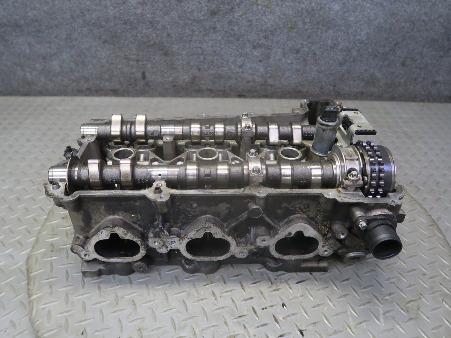 1999 Porsche 911 3.4L M96.01 Engine Right Cylinder Head w Camshafts & Cover 19k