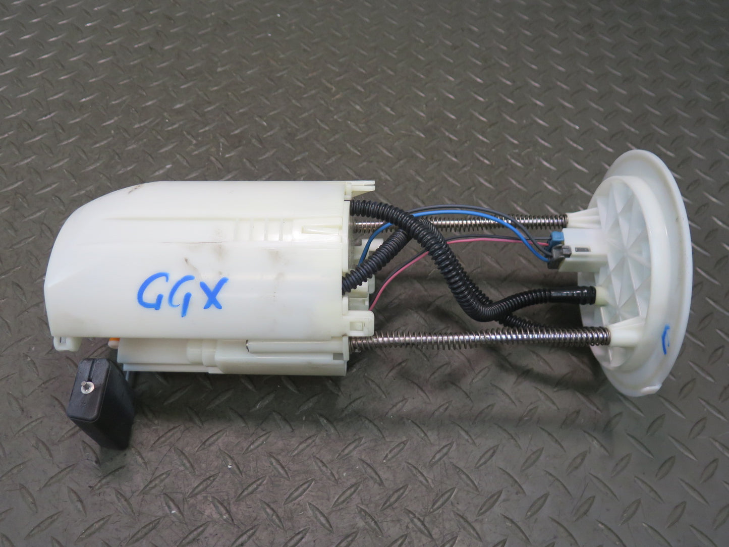 2010-2023 Lexus URJ150L GX460 Fuel Pump  Level Sensor Assembly 77020-35150