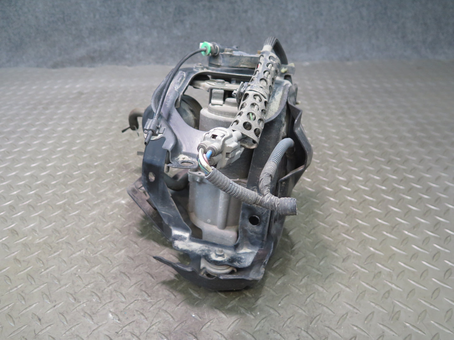 2010-2013 Lexus URJ150L GX460 Air Ride Suspension Compressor Pump Assembly