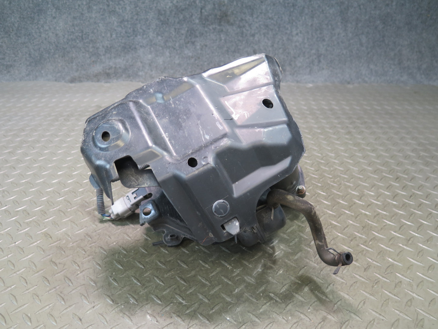 2010-2013 Lexus URJ150L GX460 Air Ride Suspension Compressor Pump Assembly