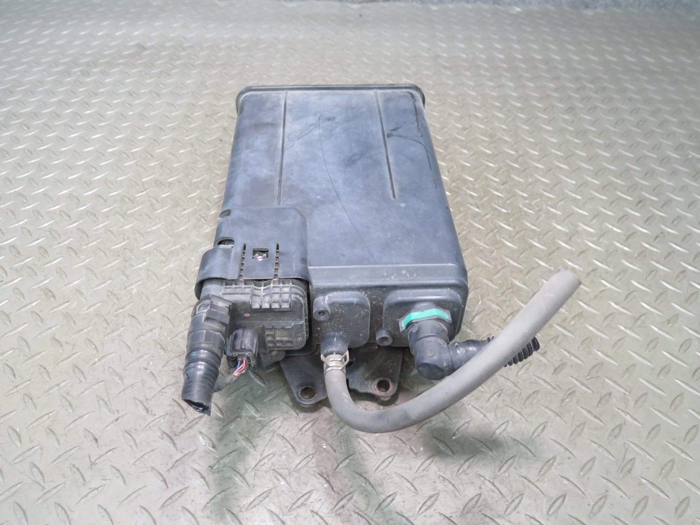 2010-2023 Lexus URJ150L GX460 Fuel Evap Vapor Charcoal Canister 77740-35520
