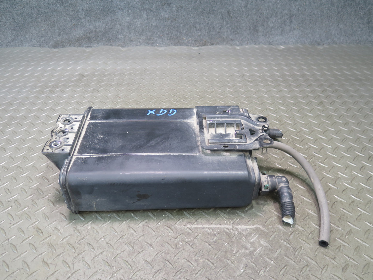 2010-2023 Lexus URJ150L GX460 Fuel Evap Vapor Charcoal Canister 77740-35520