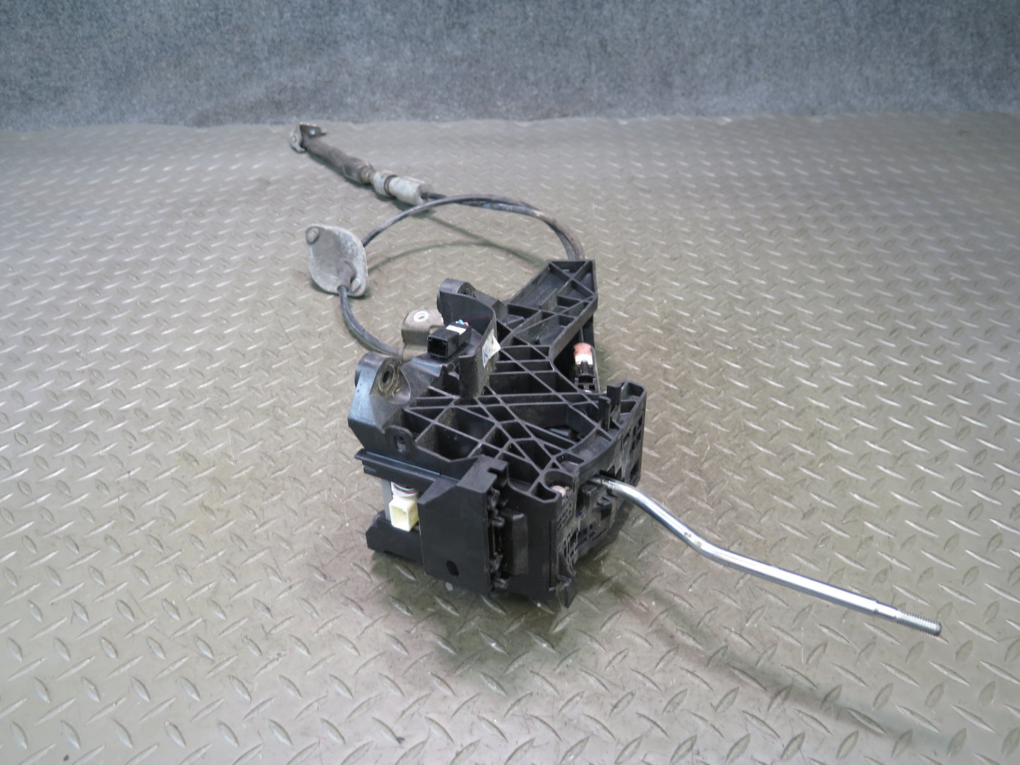 2010-2013 Lexus URJ150L GX460 Automatic Transmission Shifter w Cable