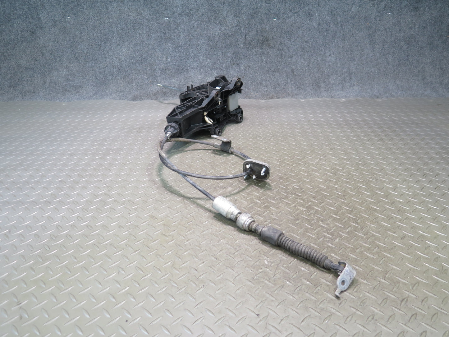 2010-2013 Lexus URJ150L GX460 Automatic Transmission Shifter w Cable