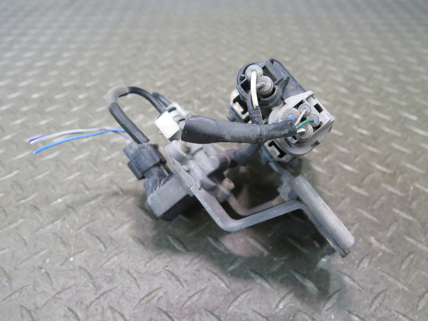 2010-2023 Lexus URJ150L GX460 Fuel Pump Control Module Unit 89570-60180