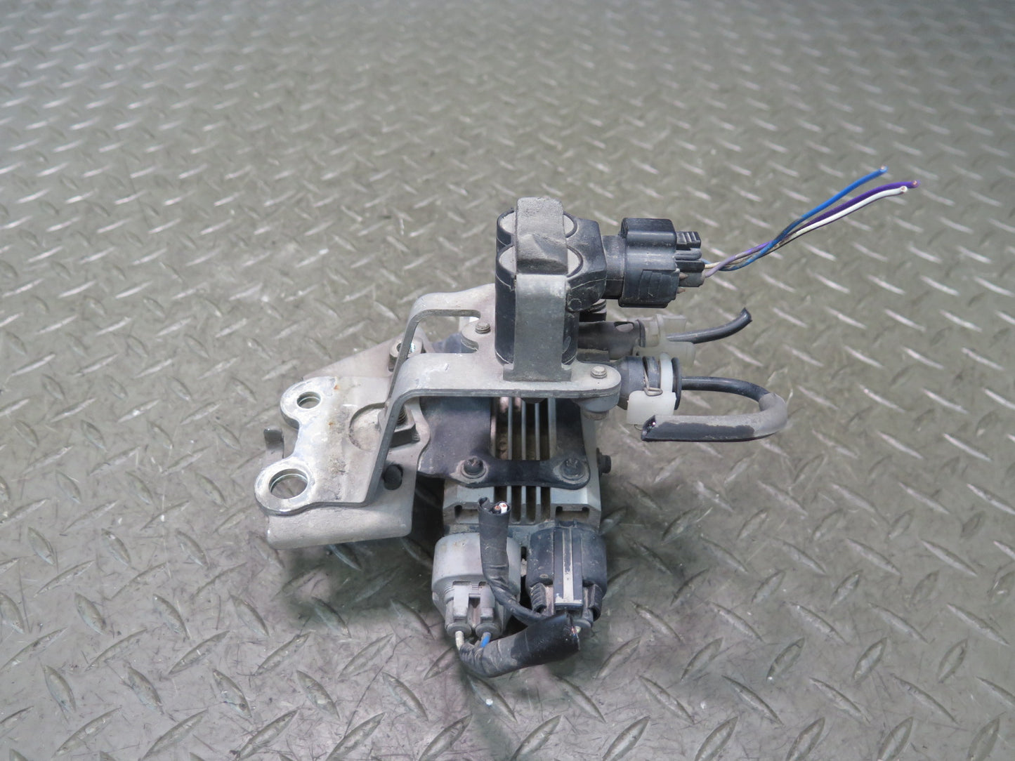2010-2023 Lexus URJ150L GX460 Fuel Pump Control Module Unit 89570-60180