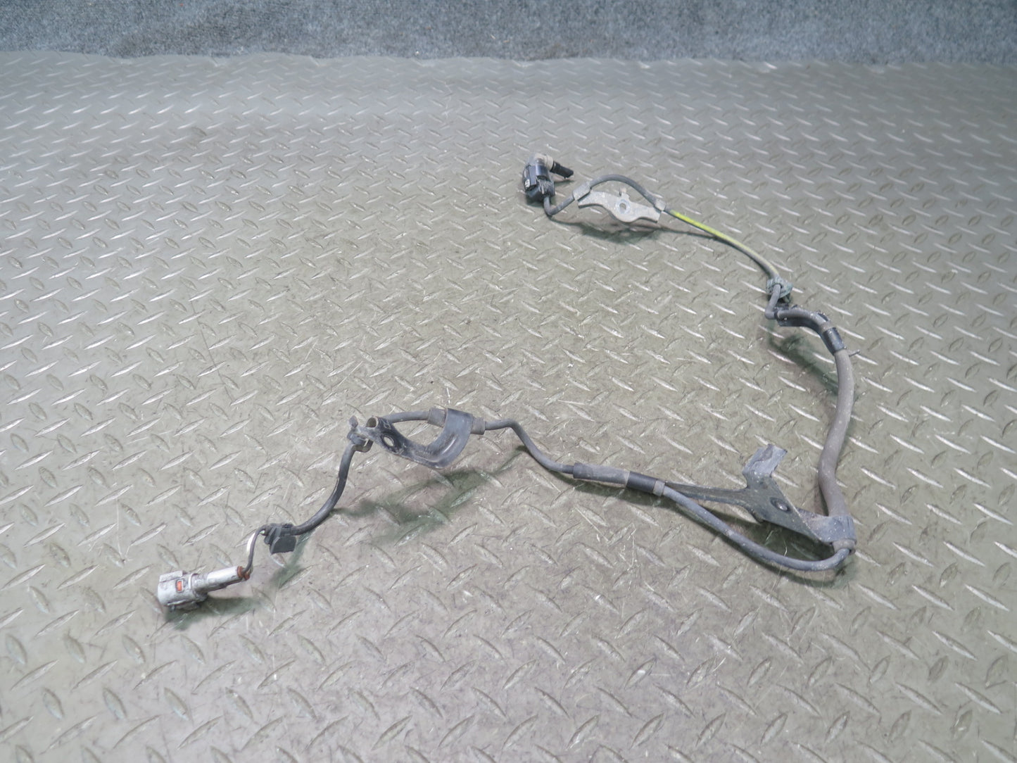 2010-2021 Lexus URJ150L GX460 Front Right Wheel Speed ABS Sensor Wire Harness