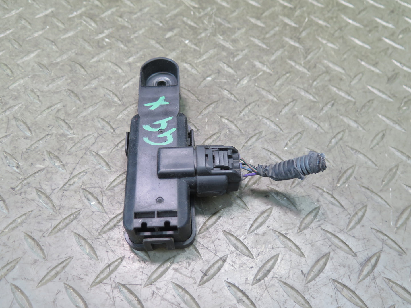2010-2013 Lexus URJ150L GX460 Ventilation Air Quality Smog Sensor