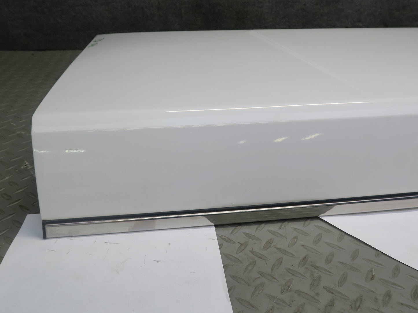 84-88 Toyota Cressida Sedan Rear Trunk Deck Lid Shell Cover Panel White OEM