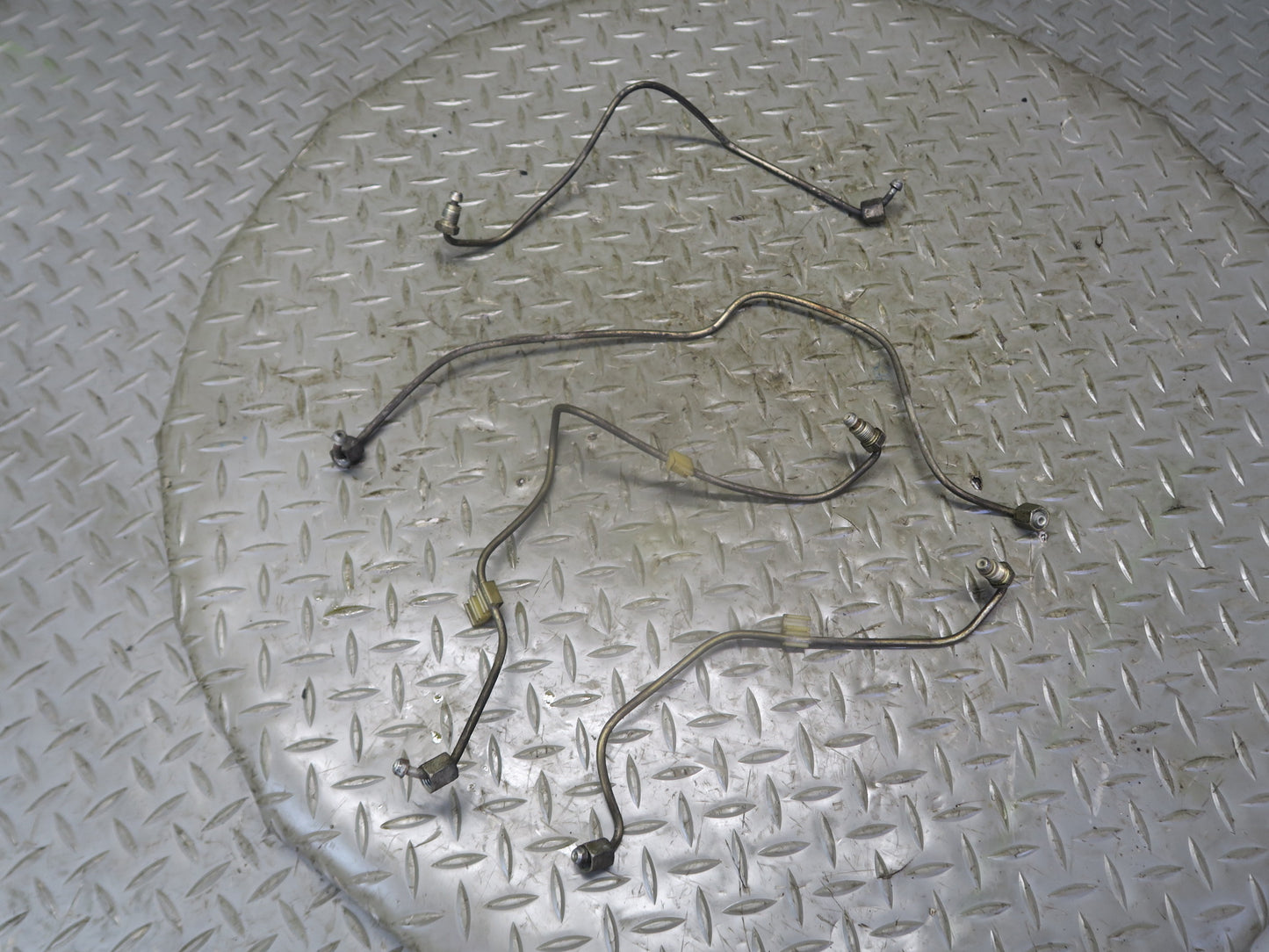 86-91 Mercedes W126 560SEL M117 Fuel Injection Distributor w Fuel Line Set OEM