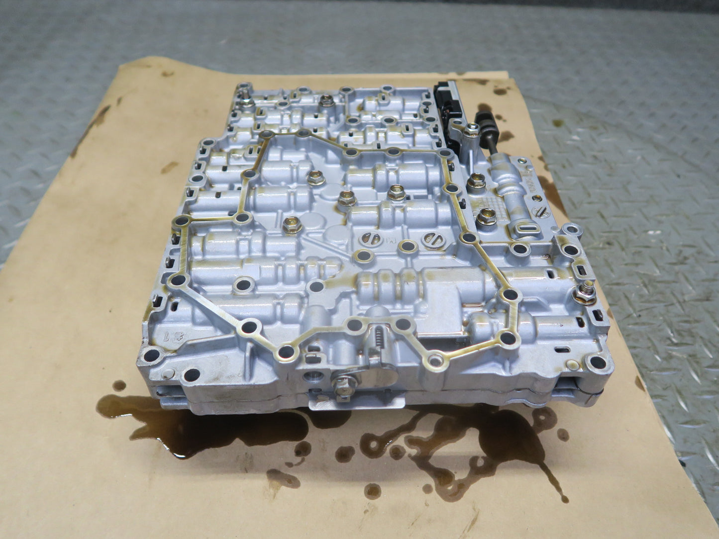 2010 Nissan Z34 370Z RE7R01A Transmission Valve Body Mechatronic OEM