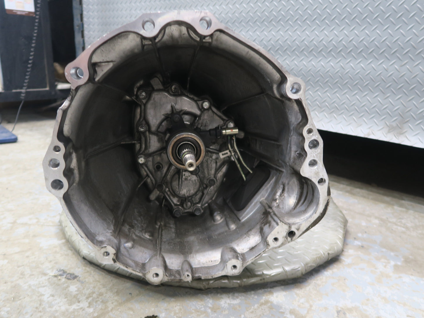09-20 Nissan Z34 370Z FS6R31A 19" Sport M/T Manual Transmission 31K Miles OEM