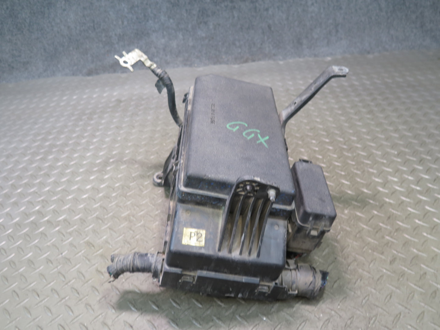 2010-2013 Lexus URJ150L GX460 Power Distribution Fuse Relay Box