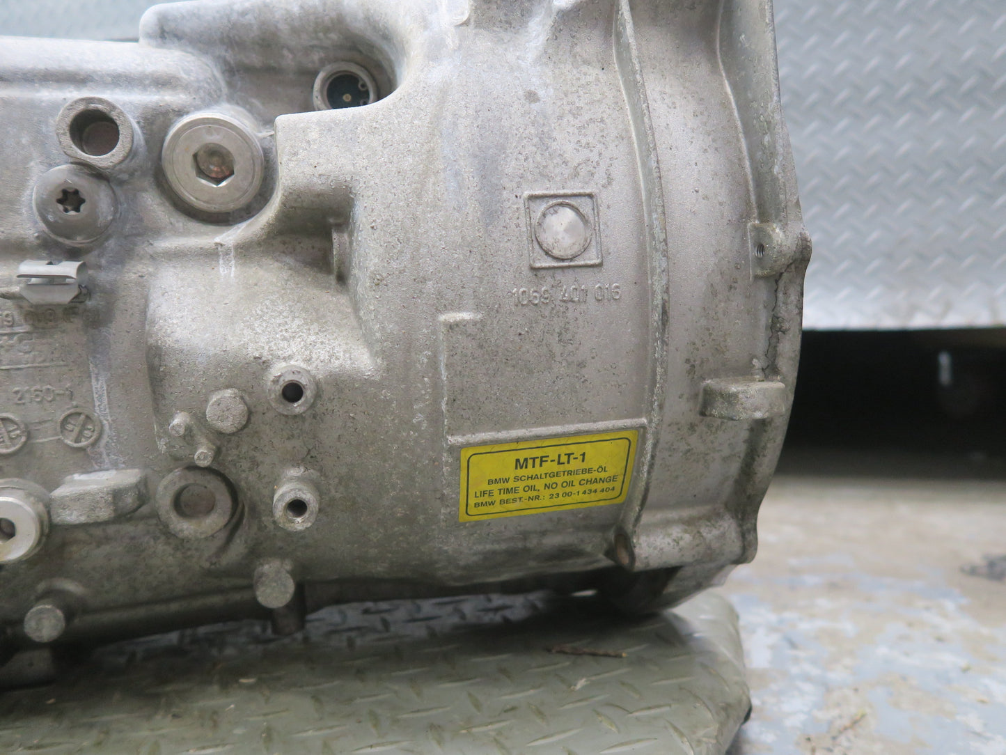 03-05 BMW E85 Z4 3.0i M54 GS6-37BZ Thea M/T Manual Transmission 66K Miles OEM