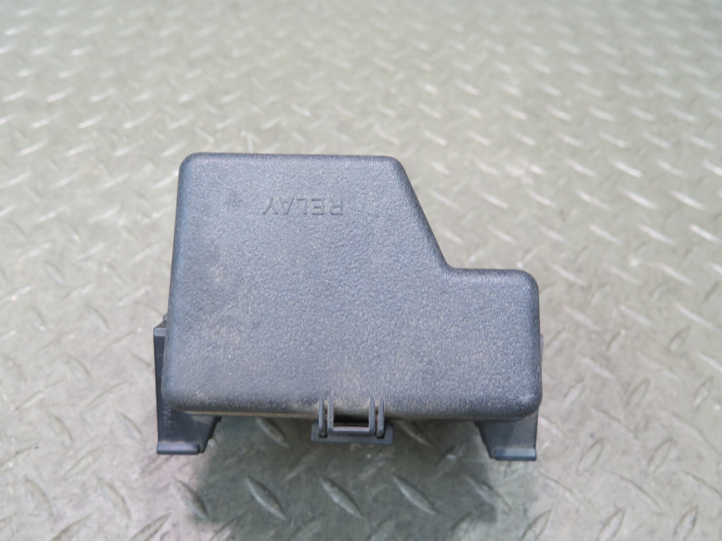 2010-2013 Lexus URJ150L GX460 Power Distribution Fuse Relay Box