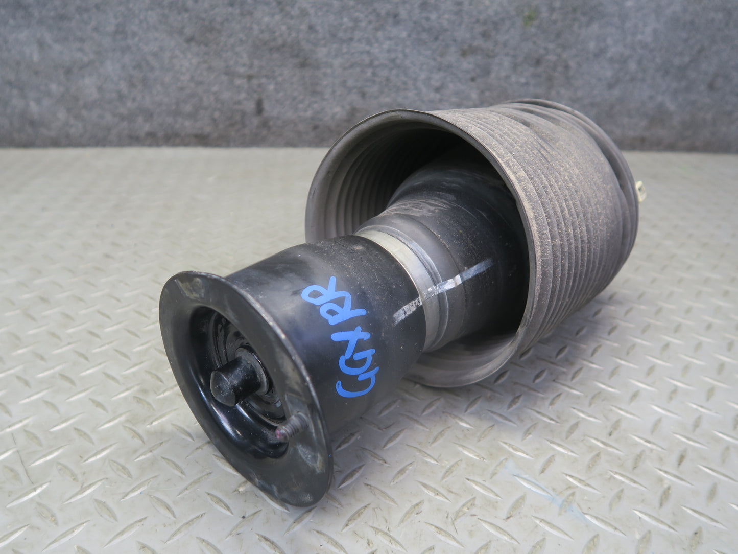 2010-2023 Lexus URJ150L GX460 Rear Left or Right Coil Air Spring BAG
