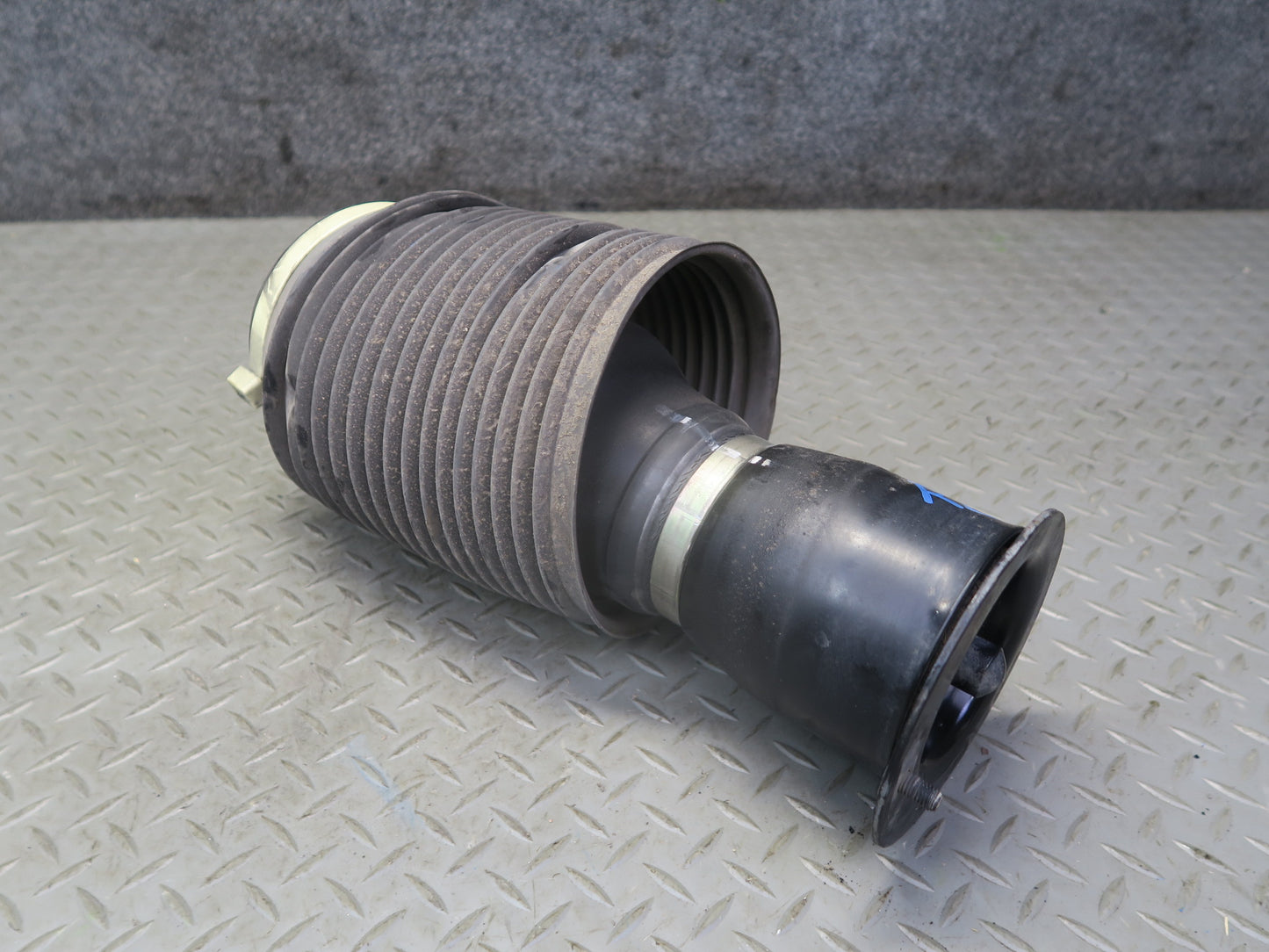 2010-2023 Lexus URJ150L GX460 Rear Left or Right Coil Air Spring BAG