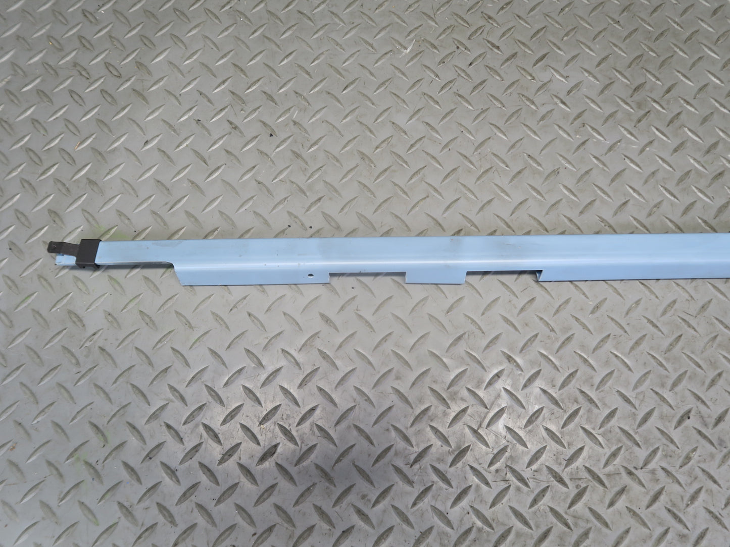 84-86 TOYOTA CRESSIDA MX73 FRONT LEFT ROOF SHOULDER BELT GUIDE RAIL ASSY OEM