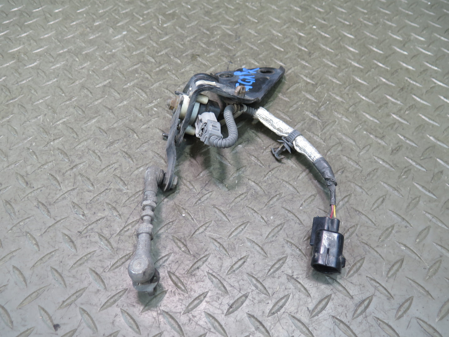10-23 Lexus URJ150L GX460 Rear Right Side Suspension Ride Height Level Sensor